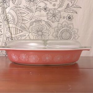 Vintage Pyrex Pink Daisy Divided Casserole Dish w/Lid 1-1/2 Quart
